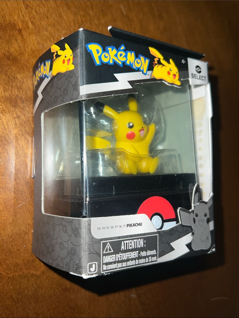 Select Pikachu Pokémon Figure - Stackable - Picture 3 of 3